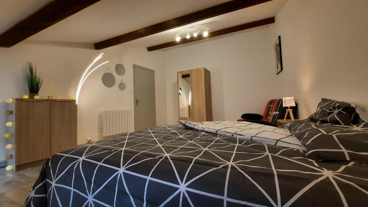 Suite 3 Pieces Chambre+Cuisine+Sdb Centre Ville Privas Exteriér fotografie